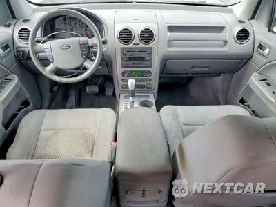Zdjęcie 8 z 13 samochodu: 2005 FORD FREESTYLE SEL VIN:1FMZK02115GA80927 - miniatura