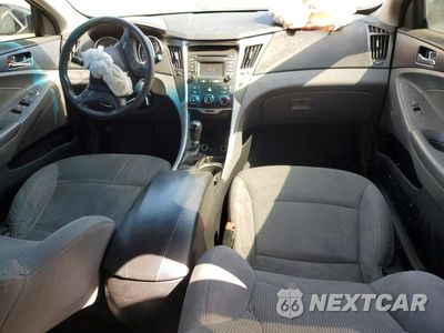 Zdjęcie 8 z 12 samochodu: 2014 HYUNDAI SONATA GLS VIN:5NPEB4AC6EH914019 - miniatura