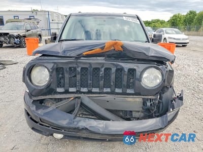 Piąte zdjęcie samochodu w środku: 2014 JEEP PATRIOT SPORT VIN:1C4NJPBA6ED574930 - miniatura