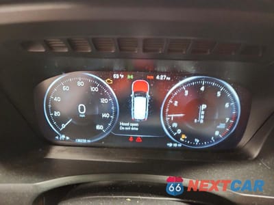 Zdjęcie 9 z 13 samochodu: 2017 VOLVO XC90 T6 VIN:YV4A22PL6H1181909 - miniatura