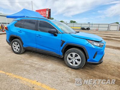 Czwarte zdjęcie samochodu z boku: 2019 TOYOTA RAV4 LE VIN:2T3F1RFV3KW081878 - miniatura