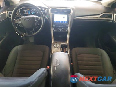 Zdjęcie 8 z 12 samochodu: 2020 FORD FUSION SE VIN:3FA6P0HD5LR225568 - miniatura