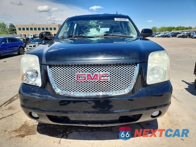 Piąte zdjęcie samochodu w środku: 2011 GMC YUKON XL DENALI VIN:1GKS2MEF0BR311227 - miniatura