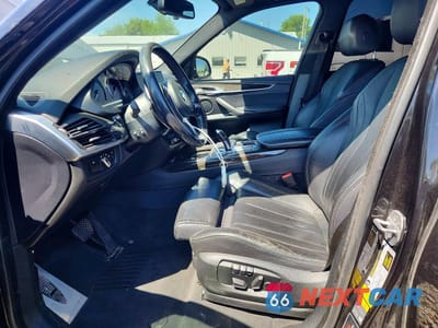 Zdjęcie 7 z 12 samochodu: 2018 BMW X5 XDR40E VIN:5UXKT0C52J0W00591 - miniatura