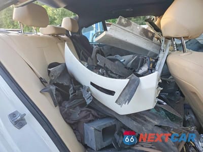 Zdjęcie 10 z 12 samochodu: 2018 BMW 330 XI VIN:WBA8D9G56JNU71827 - miniatura