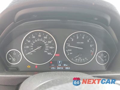 Zdjęcie 9 z 13 samochodu: 2018 BMW 320 I VIN:WBA8E1G50JNU89805 - miniatura