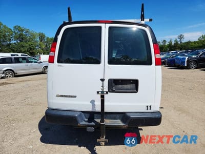 Zdjęcie 6 z 13 samochodu: 2021 CHEVROLET EXPRESS 2500 CARGO UTILITY / SERVICE VAN VIN:1GCWGAFP5M1249197 - miniatura