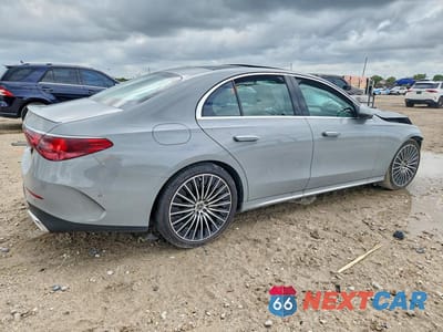 Trzecie zdjęcie samochodu z tyłu: 2025 MERCEDES-BENZ E 350 VIN:W1KLF4GBXSA135659 - miniatura