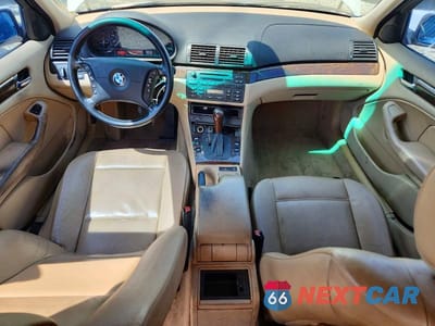 Zdjęcie 8 z 12 samochodu: 2004 BMW 325 I VIN:WBAET37474NJ42035 - miniatura
