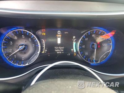 Zdjęcie 9 z 13 samochodu: 2019 CHRYSLER PACIFICA TOURING L VIN:2C4RC1BG1KR522627 - miniatura