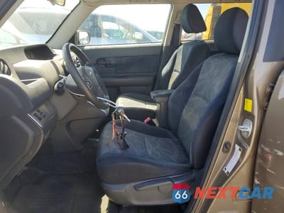 Zdjęcie 7 z 12 samochodu: 2011 TOYOTA SCION XB VIN:JTLZE4FE6B1138307 - miniatura