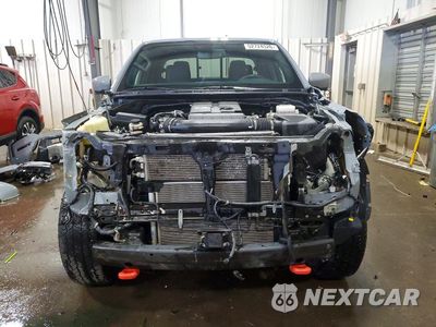 Piąte zdjęcie samochodu w środku: 2022 NISSAN FRONTIER PRO-4X VIN:1N6ED1EK6NN662666 - miniatura