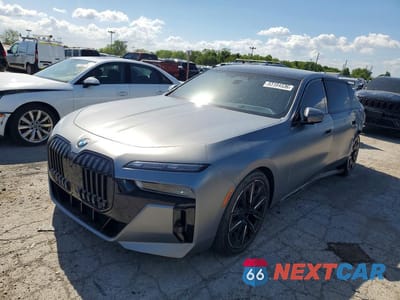 2023 BMW 760 XI WBA33EJ0XPCM54214 - główne zdjęcie licytacji z USA - miniatura