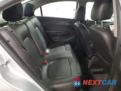 Zdjęcie 10 z 12 samochodu: 2020 CHEVROLET SONIC PREMIER VIN:1G1JF5SBXL4117492 - miniatura