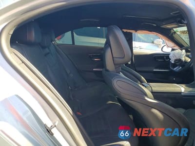 Zdjęcie 10 z 12 samochodu: 2023 MERCEDES-BENZ C 300 VIN:W1KAF4GB9PR136124 - miniatura