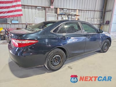Trzecie zdjęcie samochodu z tyłu: 2017 TOYOTA CAMRY LE VIN:4T1BF1FK3HU269728 - miniatura