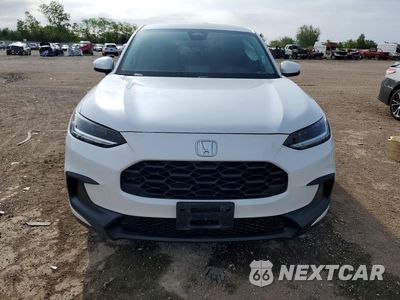 Piąte zdjęcie samochodu w środku: 2023 HONDA HR-V LX VIN:3CZRZ2H30PM709195 - miniatura