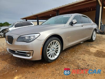 2014 BMW 750 LI WBAYE8C52ED134631 - główne zdjęcie licytacji z USA - miniatura