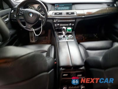 Zdjęcie 8 z 12 samochodu: 2012 BMW 750 LI VIN:WBAKB8C56CC965177 - miniatura