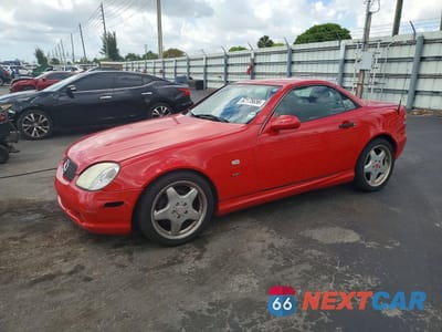 1999 MERCEDES-BENZ SLK 230 KOMPRESSOR WDBKK47F8XF111311 - główne zdjęcie licytacji z USA - miniatura