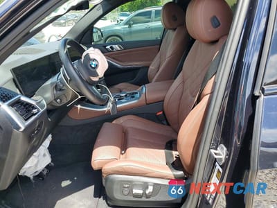 Zdjęcie 7 z 13 samochodu: 2025 BMW X5 XDRIVE40I VIN:5UX23EU05S9X88827 - miniatura
