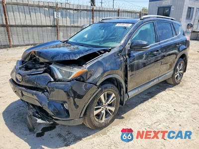 2017 TOYOTA RAV4 XLE 2T3WFREVXHW374821 - główne zdjęcie licytacji z USA - miniatura