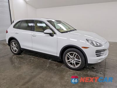 Czwarte zdjęcie samochodu z boku: 2013 PORSCHE CAYENNE VIN:WP1AA2A23DLA19707 - miniatura