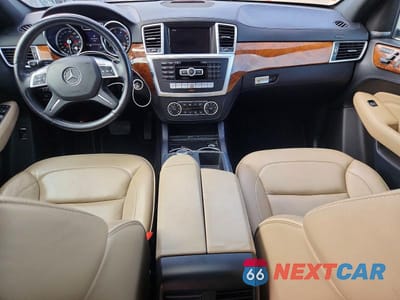 Zdjęcie 8 z 13 samochodu: 2013 MERCEDES-BENZ ML 550 4MATIC VIN:4JGDA7DB4DA100925 - miniatura