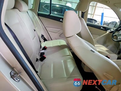 Zdjęcie 10 z 12 samochodu: 2014 VOLKSWAGEN TIGUAN S VIN:WVGAV3AX2EW556751 - miniatura