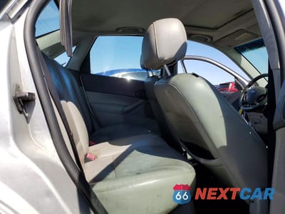 Zdjęcie 10 z 12 samochodu: 2007 FORD FOCUS ZX4 VIN:1FAHP34N07W230186 - miniatura