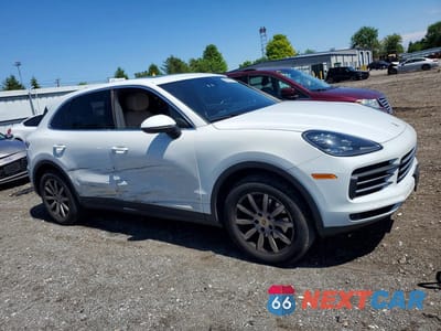 Czwarte zdjęcie samochodu z boku: 2019 PORSCHE CAYENNE VIN:WP1AA2AY9KDA06830 - miniatura