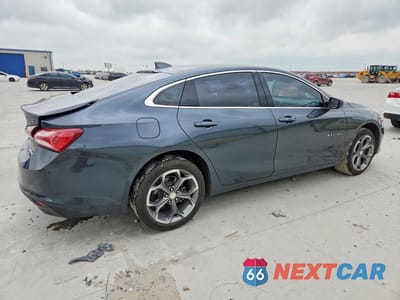 Trzecie zdjęcie samochodu z tyłu: 2021 CHEVROLET MALIBU VIN:1G1ZD5ST6MF004971 - miniatura