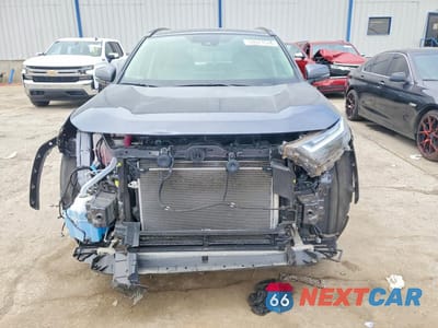 Piąte zdjęcie samochodu w środku: 2023 TOYOTA RAV4 XLE PREMIUM VIN:JTMB6RFV0PD541678 - miniatura