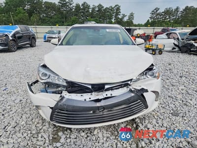 Piąte zdjęcie samochodu w środku: 2016 TOYOTA CAMRY HYBRID XLE VIN:4T1BD1FKXGU198029 - miniatura