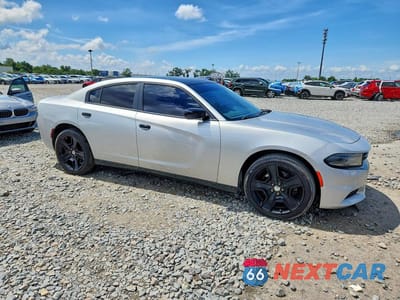 Czwarte zdjęcie samochodu z boku: 2018 DODGE CHARGER POLICE VIN:2C3CDXKT3JH151126 - miniatura