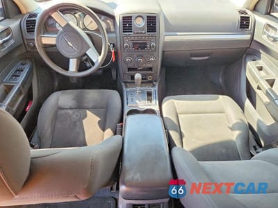 Zdjęcie 8 z 12 samochodu: 2008 CHRYSLER 300 LX VIN:2C3LA43R18H318684 - miniatura