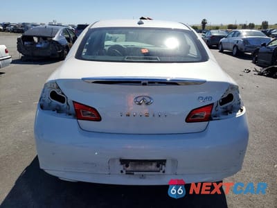 Zdjęcie 6 z 12 samochodu: 2015 INFINITI Q40 BASE VIN:JN1CV6AP5FM501225 - miniatura