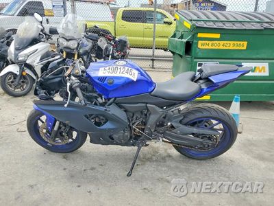 Trzecie zdjęcie samochodu z tyłu: 2022 YAMAHA YZFR7 VIN:JYARM38Y7NA000551 - miniatura