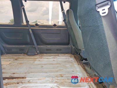 Zdjęcie 11 z 14 samochodu: 1995 FORD ECONOLINE E350 SUPER DUTY VIN:1FBJS31H8SHA40985 - miniatura