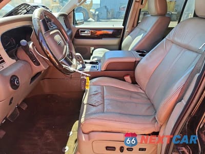 Zdjęcie 7 z 13 samochodu: 2015 LINCOLN NAVIGATOR L VIN:5LMJJ3JT5FEJ00580 - miniatura