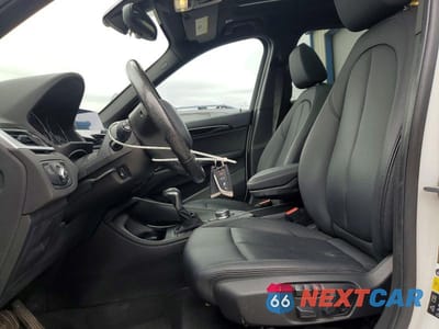 Zdjęcie 7 z 14 samochodu: 2019 BMW X1 XDRIVE28I VIN:WBXHT3C51K5L90294 - miniatura