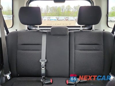 Zdjęcie 9 z 13 samochodu: 2006 TOYOTA SCION XB VIN:JTLKT334364053801 - miniatura