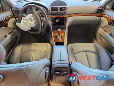 Zdjęcie 8 z 13 samochodu: 2004 MERCEDES-BENZ E 320 VIN:WDBUF65J04A414477 - miniatura