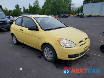 Czwarte zdjęcie samochodu z boku: 2008 HYUNDAI ACCENT GLS VIN:KMHCM36C58U102947 - miniatura
