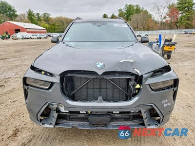Piąte zdjęcie samochodu w środku: 2026 BMW X7 XDRIVE40I VIN:5UX23EM04T9036909 - miniatura