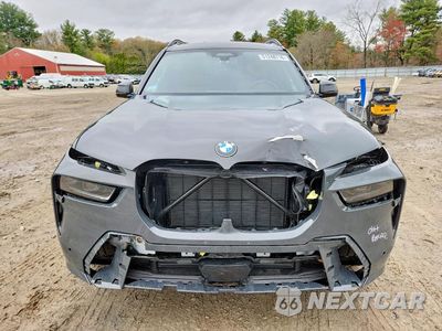 Piąte zdjęcie samochodu w środku: 2026 BMW X7 XDRIVE40I VIN:5UX23EM04T9036909 - miniatura