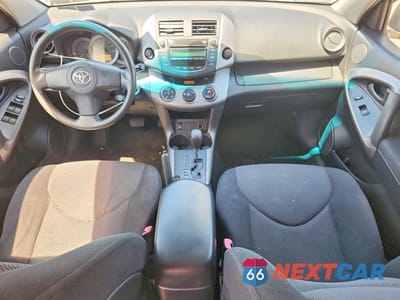 Zdjęcie 8 z 13 samochodu: 2007 TOYOTA RAV4 SPORT VIN:JTMBK32V076027106 - miniatura