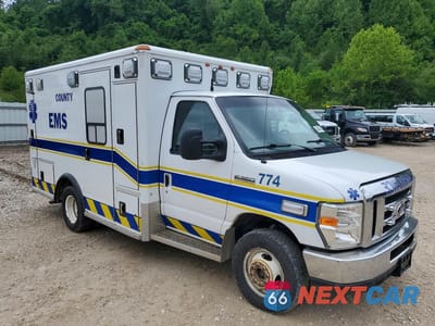 Czwarte zdjęcie samochodu z boku: 2018 FORD ECONOLINE E350 SUPER DUTY CUTAWAY VAN VIN:1FDWE3FS6JDC19461 - miniatura