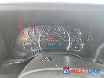 Zdjęcie 9 z 13 samochodu: 2017 CHEVROLET EXPRESS G2500 LT VIN:1GAWGFFGXH1216501 - miniatura