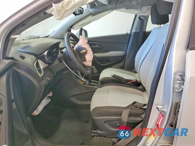 Zdjęcie 7 z 14 samochodu: 2017 CHEVROLET TRAX LS VIN:3GNCJKSB3HL249757 - miniatura